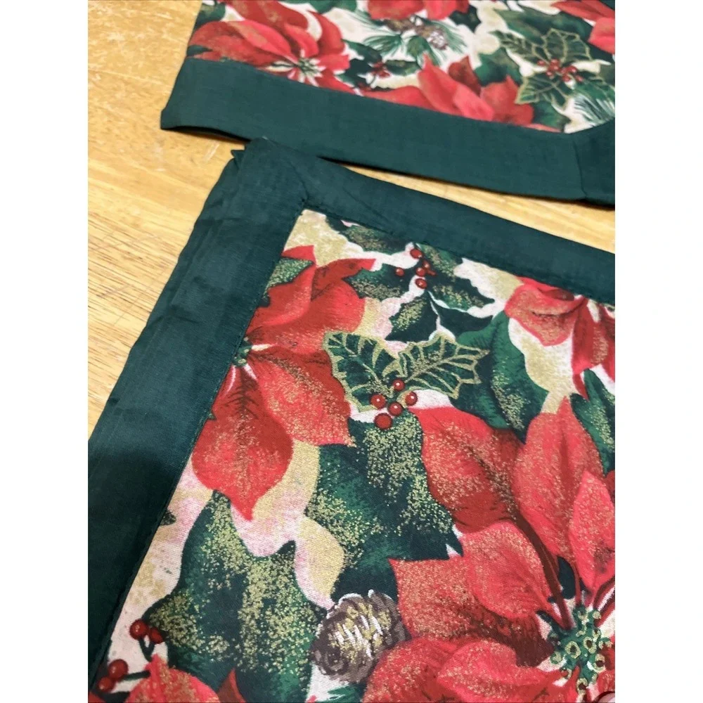 Vtg Poinsettia Table Runner Placemat‎ Napkin Set  Of 4 Quilted Green Red